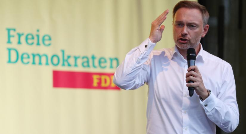 Mélyül az FDP válsága: a D-nap botrány ellenére sem mond le Christian Lindner