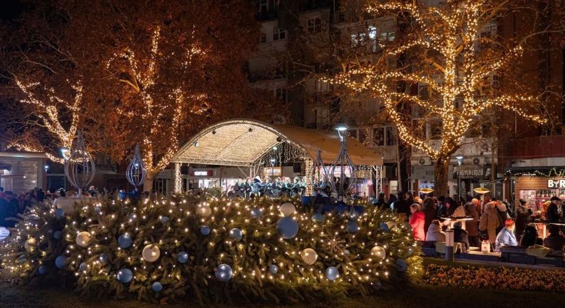 Így borult karácsonyi fényárba Zalaegerszeg - videó