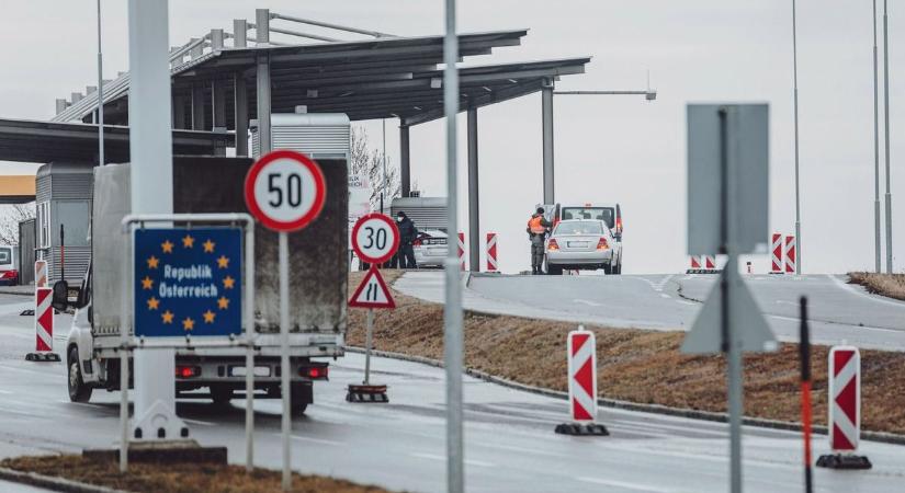 Mutatjuk, ennyivel drágul az osztrák autópálya-matrica elsejétől!