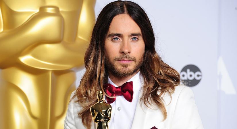 Jared Leto hét év után megtalálta az Oscar-díját! 2017 óta kereste: melyik porosodó szekrényből húzhatta elő? – fotó