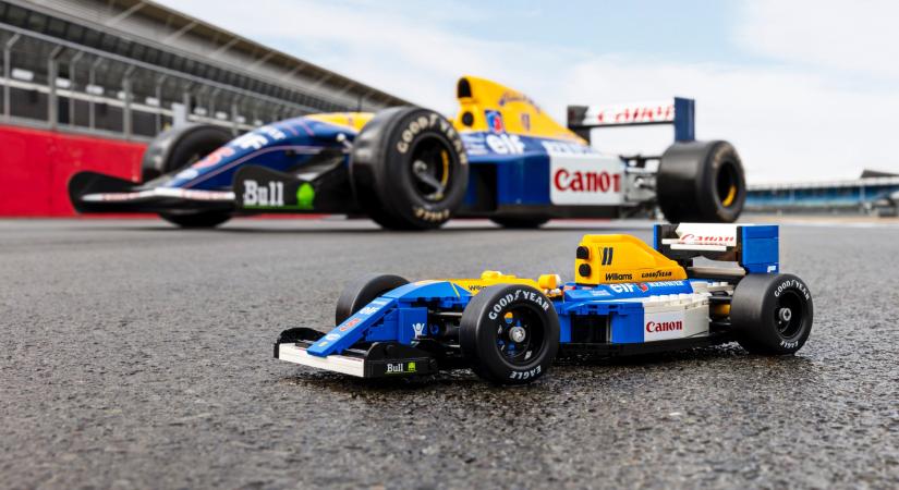 A Forma–1 fénykorát idézi a Lego Williams versenyautója