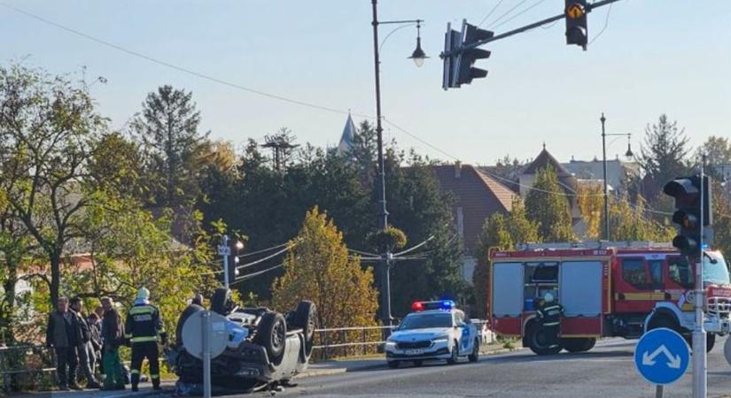 "Hatalmas mosolya volt, bárkit jókedvre derített" – diákjai képtelenek felfogni, miért kellett Kati néninek meghalnia