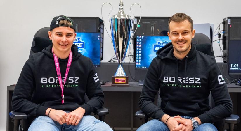 E-sport-sikerek: mentorálással lesznek még jobbak a profi játékosok a Széchenyi István Egyetemen