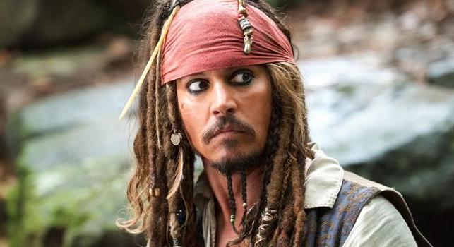 Depp-ressziós a Disney, ezért két Karib-tenger kalózai filmen is dolgoznak