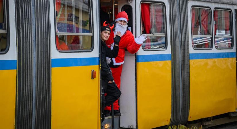 Száncsengők helyett a villamos csengetett: DKV-val utazott a Mikulás – fotókkal