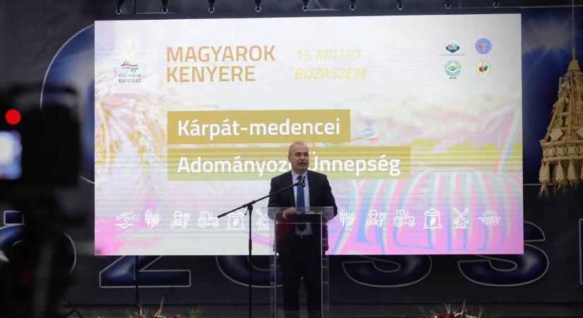 Az agrárminiszter szerint a Magyarok kenyere program a magyar gazdák hálaadása