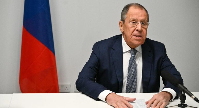 Szergej Lavrov Tucker Carlsonnak: Készen állunk bármilyen eszköz használatára