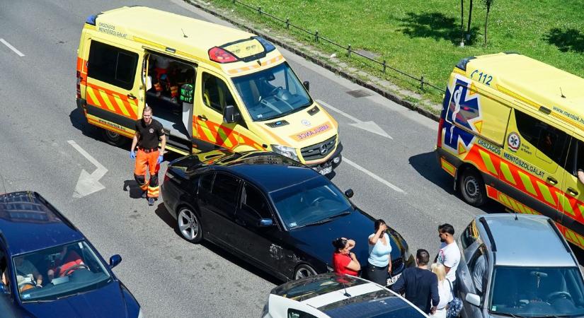 Több balesetnél is szükség volt a mentőkre Bács-Kiskunban