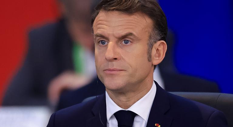 Emmanuel Macron napokon belül megnevezi az új francia miniszterelnököt