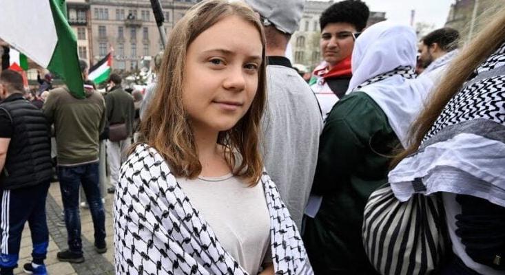 “Fuck Israel” – kiáltotta a mikrofonba Greta Thunberg egy palesztinpárti tüntetésen