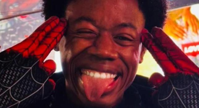 Szögre akasztja jelmezét a megosztó Miles Morales imitátor