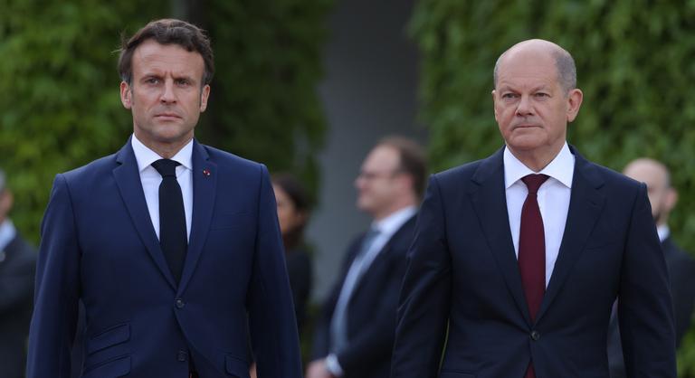 Emmanuel Macron és Olaf Scholz is üdvözölte a Bassár el-Aszad bukását