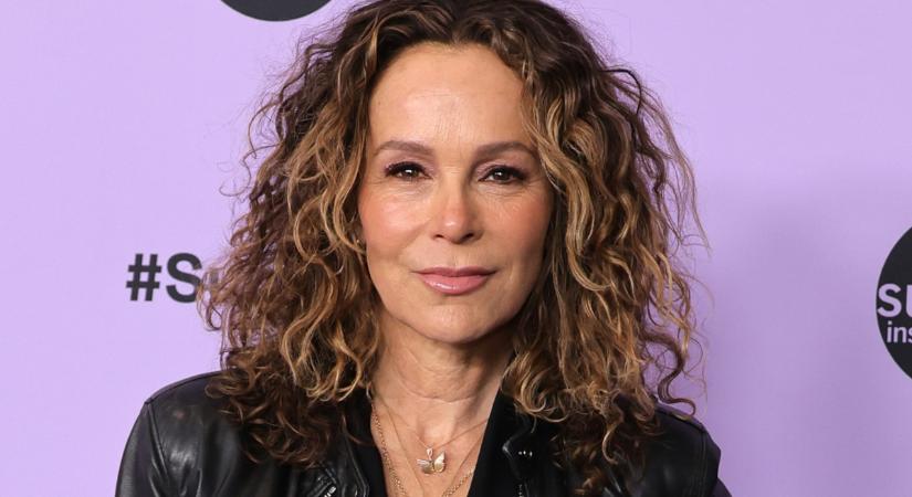 Emlékszel még a Dirty Dancing Babyjére? A 64 éves Jennifer Grey stílusa extra nőies