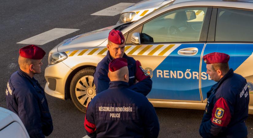 Kiderültek a részletek a sokkoló izsáki balesetről: Porsche csapódott egy családi házba