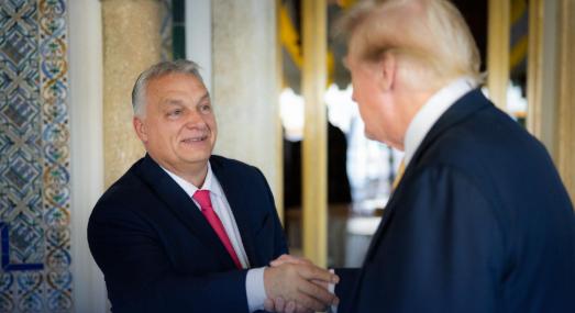 Orbán meglátogatta Trumpot Mar-a-Lagoban, ott volt Elon Musk is