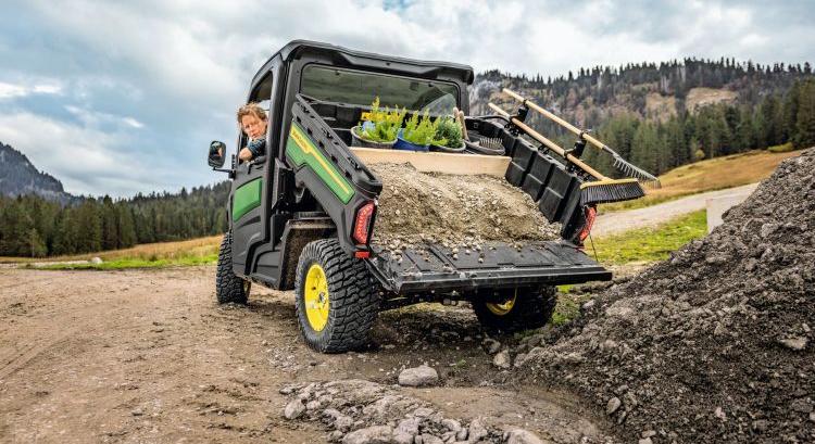 A John Deere bemutatja az új Gator XUV 875M haszonjárművet