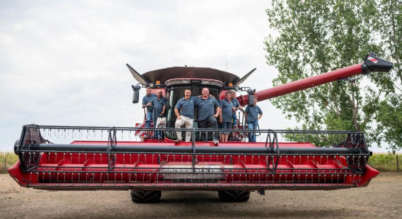 “A briliáns egyszerűség megfogott, a lefaragott hektárköltségek megtartottak a Case IH-nál”