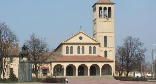 Vásáry André lép fel a Szent István templomban