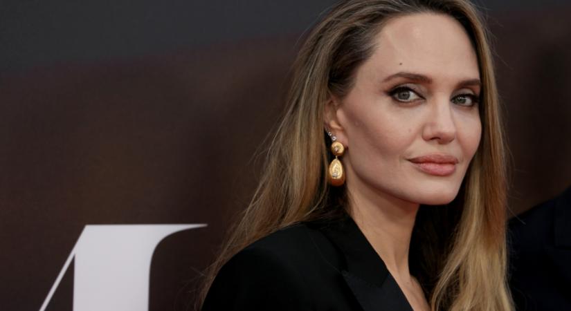 Angelina Jolie szerint így kell használni a szemceruzát a legdögösebb hatásért