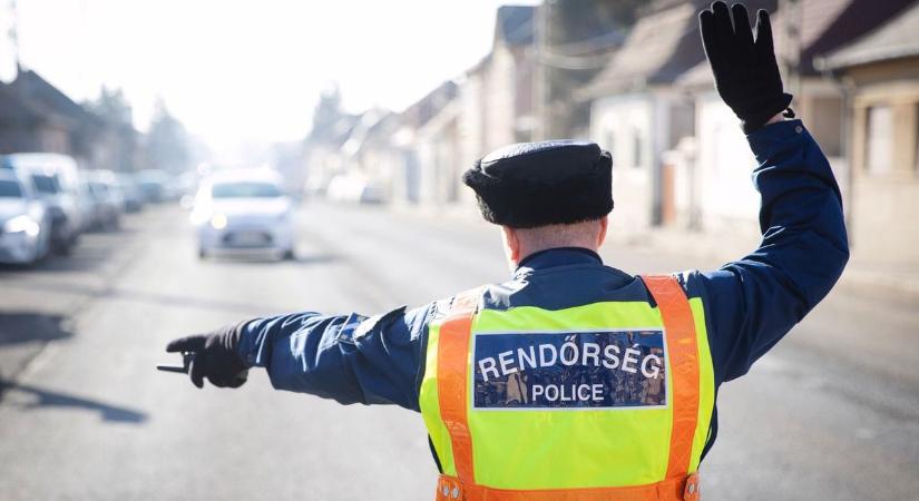 Százasával büntettek autósokat a hevesi rendőrök, az is kiderült, miért