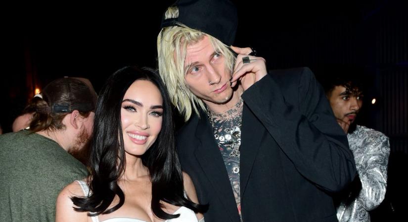 TMZ: Megan Fox és Machine Gun Kelly szakítottak, miután bejelentették, hogy gyerekük lesz