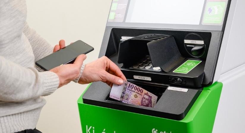 Sokkal többre képes, mint gondolná – bővülő ATM ügyintézési lehetőségek