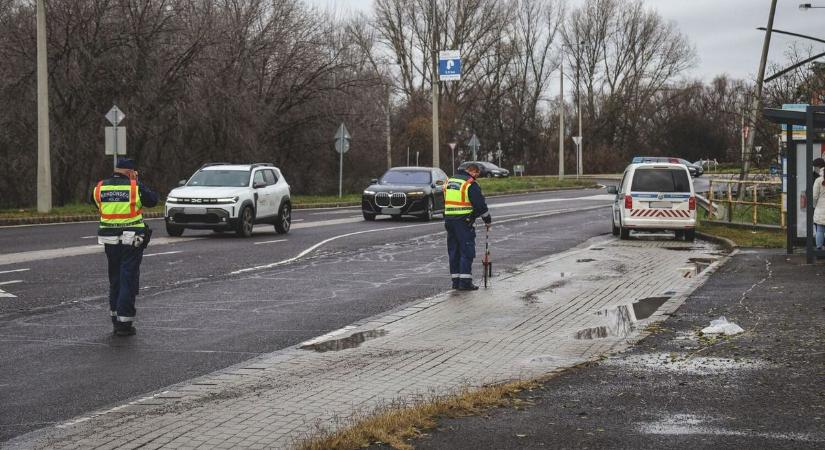 Megrázó képek a szolnoki gázolás helyszínéről, az egyik sérültről drámai hírek érkeztek – galériával