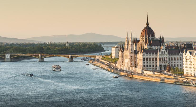 Megvan a fővárosi bérmegállapodás: 8 százalékos béremelés lesz jövőre