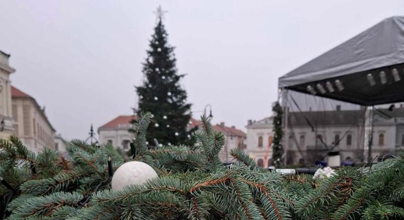 Valakinek semmi sem szent? Vandálok estek neki a karácsonyi dekorációnak