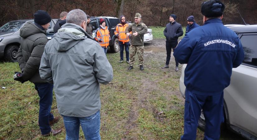 Területbejáráson vettek részt a rendőrök Esztergomnál