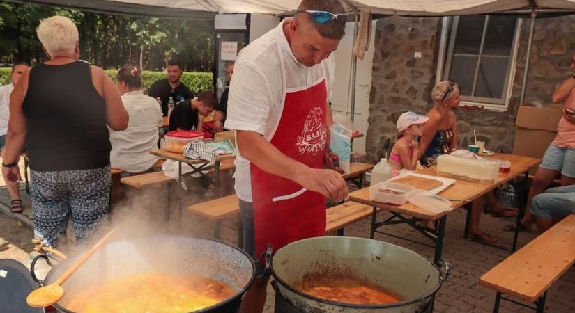 A halászléről karácsony kapcsán. Mikortól is főzzük? - videóval