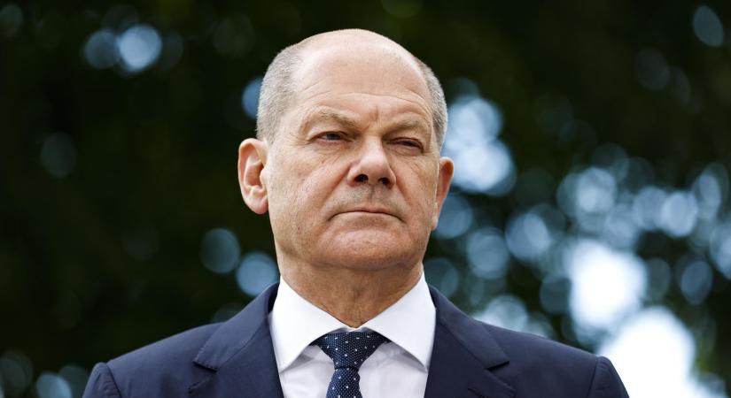 Olaf Scholz ukrajnai beruházásokra szólítja fel a német vállalatokat