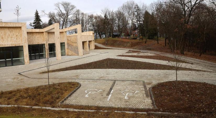 Kérdőjelek a borsodi veszélyeshulladék-égetőnél, méteres hó a Bükkben