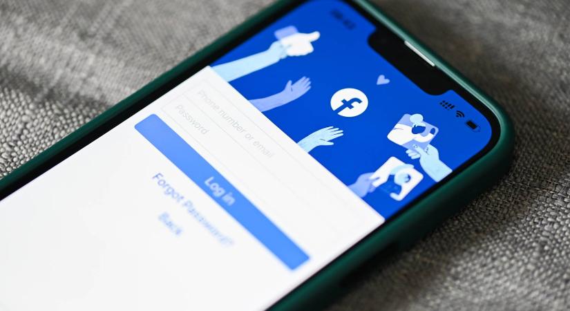 Leállt a Facebook, az Instagram és a Messenger