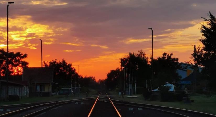 Gyereket bántalmaztak a Hortobágyra tartó vonaton