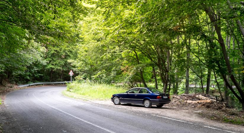 A magyaroknak ettől válik önfeledtté az autózás