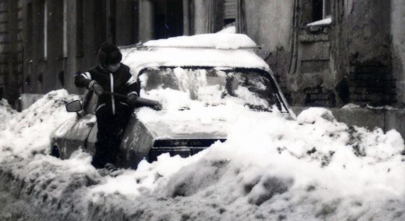 Ijesztő emlék: megbénult a Jászkunság, autókat nyelt el az '86-os drámai havazás – galériával