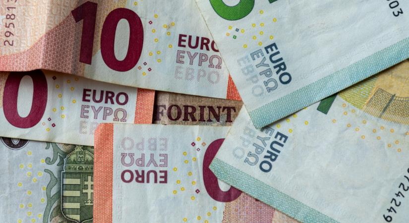 Napok óta szinte végig 410 forint alatt van az euró: most kell vásárolni?