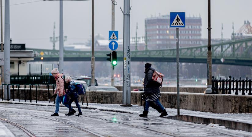 Felcserélődik az ország időjárása pénteken, lesz, ahol kisüt a nap