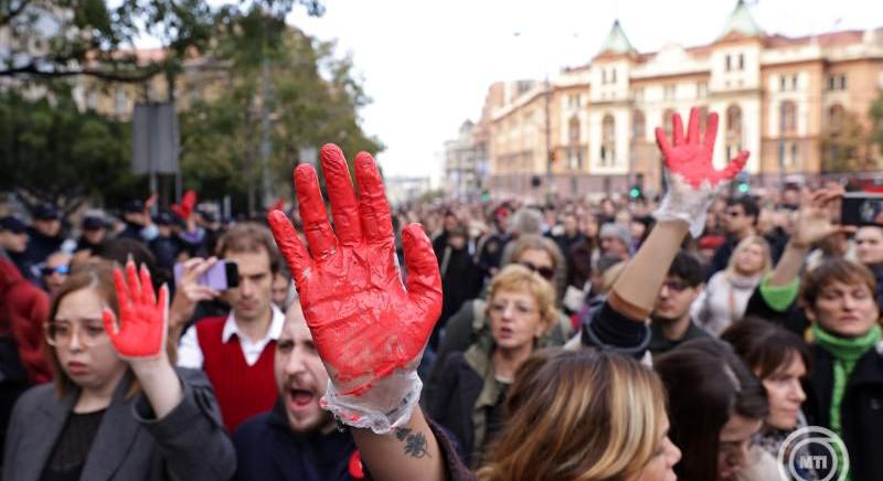 Újvidéki tragédia: nyilvánosságra hozzák a dokumentumokat