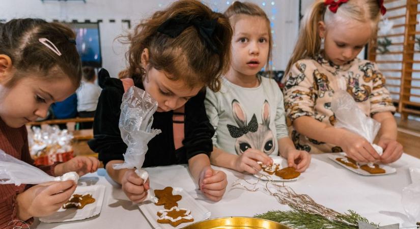 Mézeskalács illatú nyílt nap a Kazinczy-iskolában