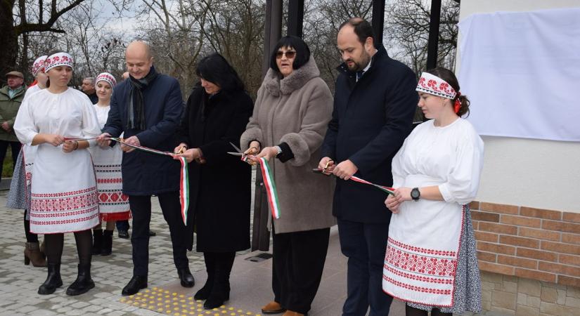 Bővülő hálózat – Óvodaátadás Búcsúban - Nacsa Lőrinc: Aki háborúban óvodát épít, az hisz a békében és a jövőben