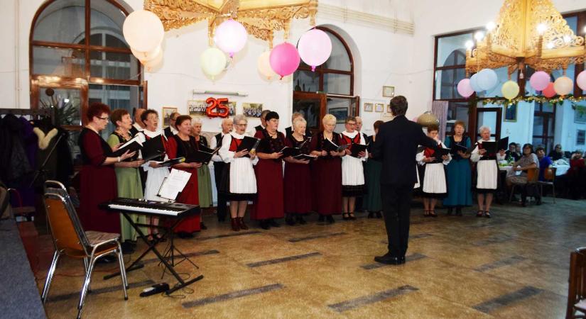 Huszonöt éves a kézdivásárhelyi nyugdíjasklub