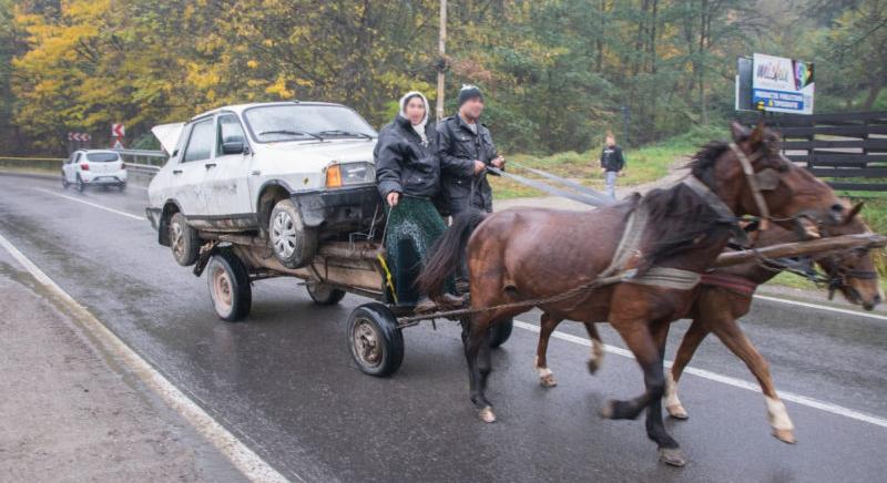 Fegyveres zsoldoskaraván indult meg Bukarest felé