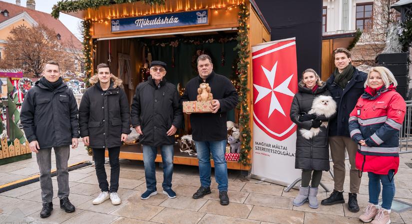 Nekünk egy cipősdoboz és egy mosoly, nekik a karácsony csodája