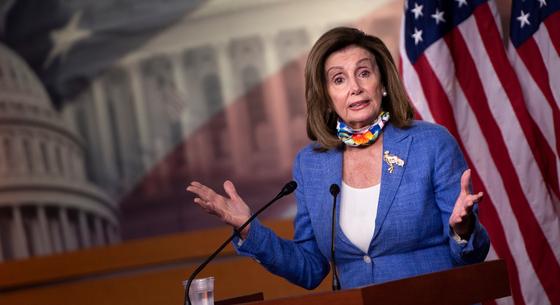 Nancy Pelosi csípőprotézis-műtéten esett át