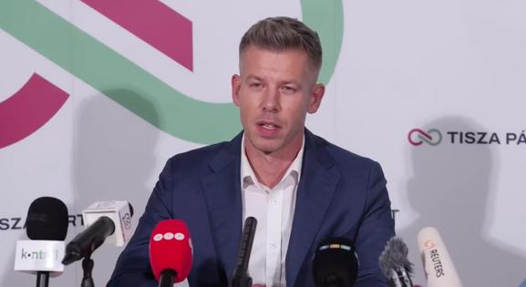 Magyar Péter az ország legszegényebb településén osztott ajándékot