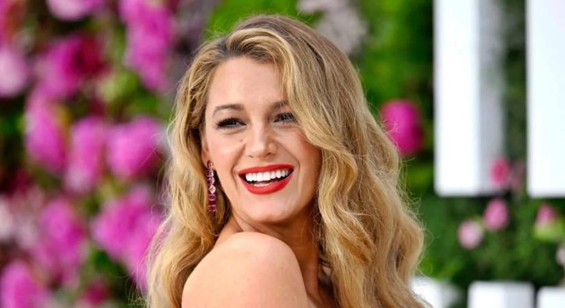 Blake Lively elképesztő! Megmutatta hihetetlen alakját a 4. gyermeke után is