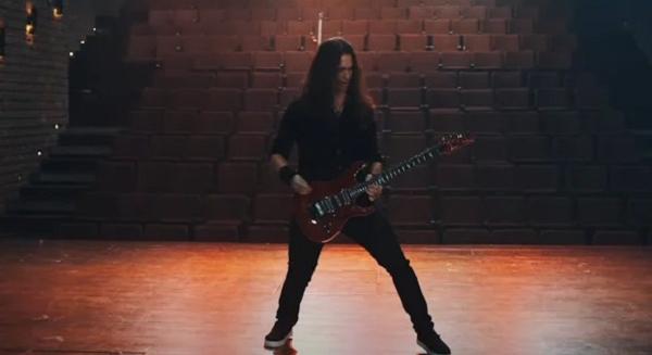 Új klipes szólódalt osztott meg a Megadeth egykori gitárosa, Kiko Loureiro: 'Talking Dreams'