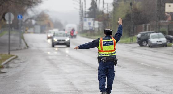 Ittas és bódult sofőrökre vadászik a rendőrség hétfőtől